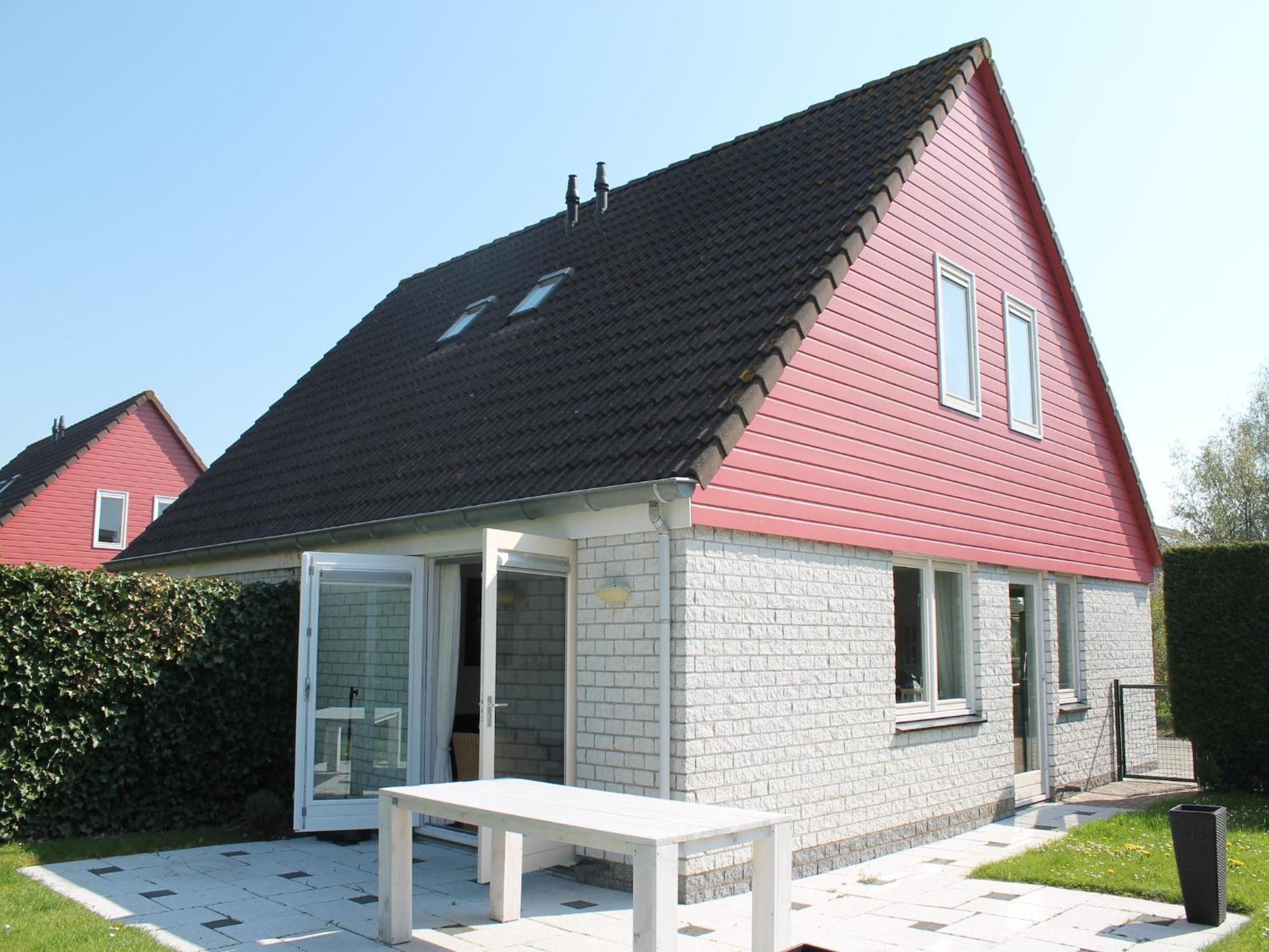 With Washing Machine In A 200m From The Vakantiehuis Wemeldinge